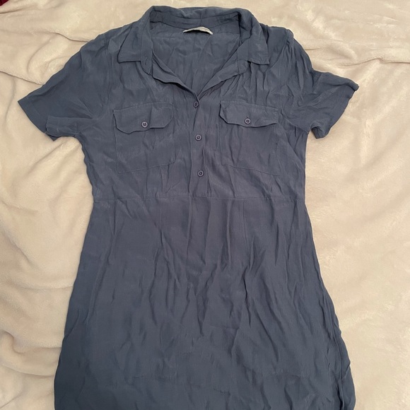 Blue dress - Picture 2 of 4